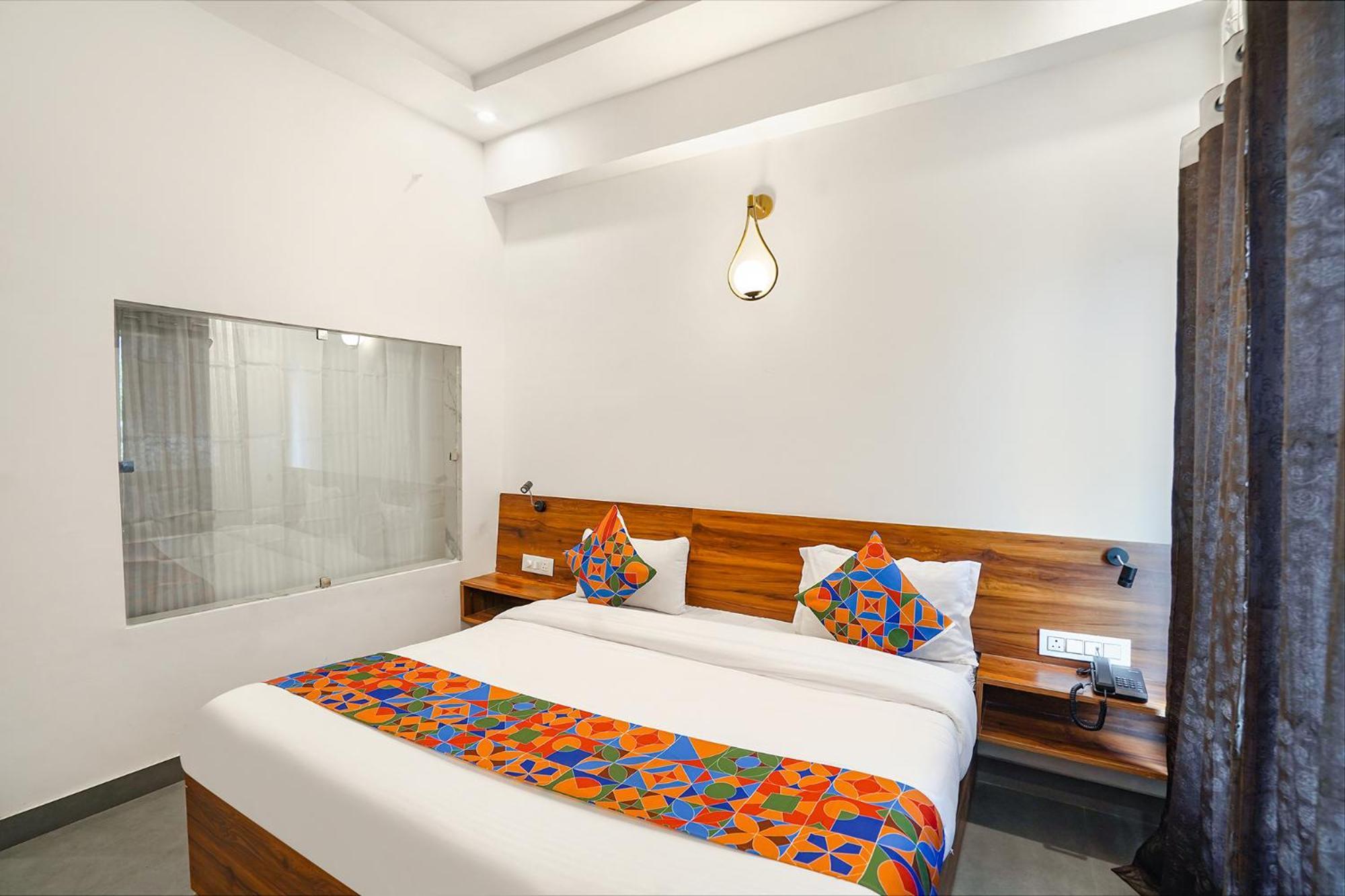 Montreal By Madhuban Inn Rishikesh Exterior photo